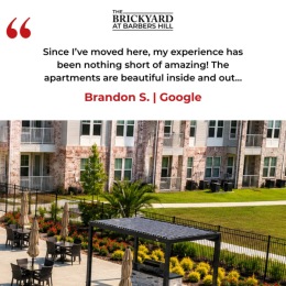 a resident review of Brickyard at Barbers Hill located in  Mont Belvieu, TX